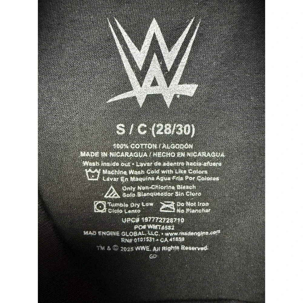WWE Raw Is War T-Shirt Mens Small‎ Black Stone Cold Undertaker Triple H Graphic